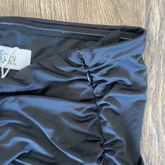 Little black Oh Polly dress - Picture 2 of 4